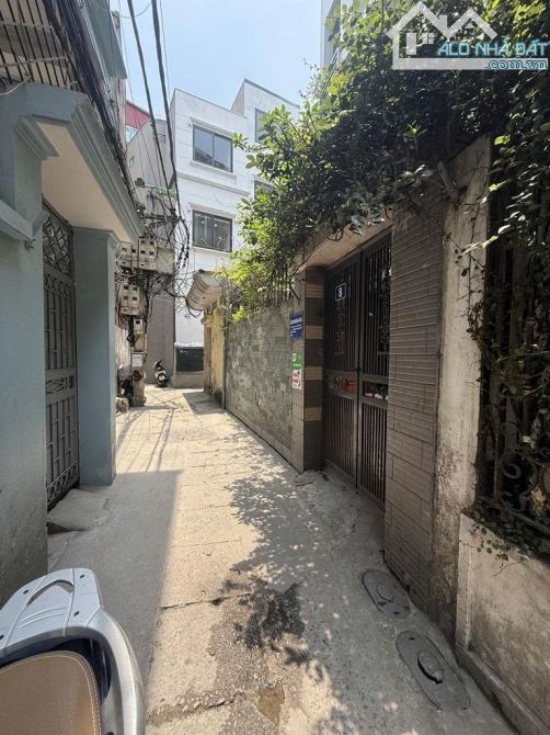 Bán nhà THANH NHÀN: 48m2, 7.8 TỶ, NGÕ BA GÁC, SÂN RỘNG, GẦN PHỐ, RẺ NHƯ CHỢ QUÊ. - 3