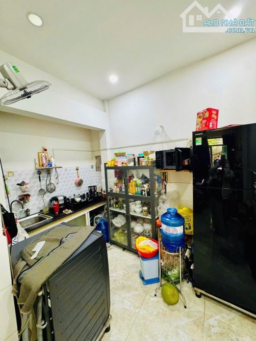 BÁN NHÀ 3 TẦNG HƯNG PHÚ , Q.8 GẦN MẶT TIỀN CHỈ NHỈNH 4 TỶ - 3