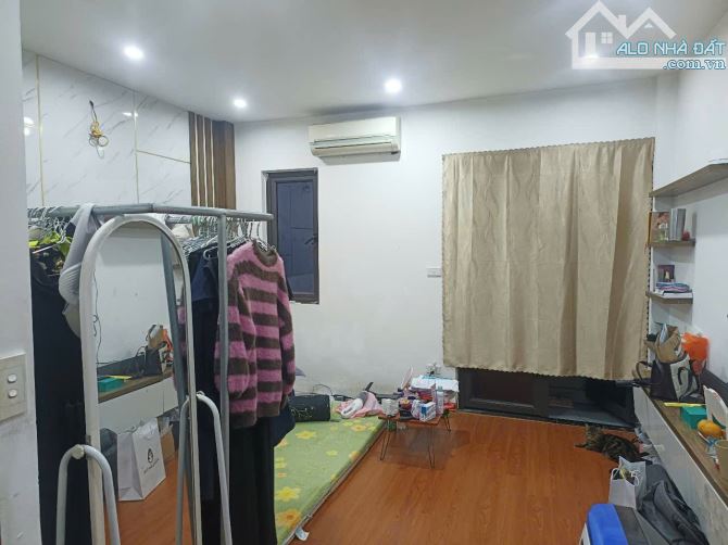 BÁN NHÀ MỄ TRÌ NAM TỪ LIÊM 30/33T2 6.4TỶ 5 TẦNG MT 3.8m. NGÕ THÔNG RỘNG. NHÀ ĐẸP Ở NGAY. - 3