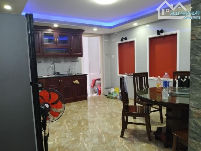 Bán nhà 6 tầng 7PN, trước nhà 4m, 61m2 (4.3x15m) Vũ Tùng Bình Thạnh chỉ 10 tỷ x - 3