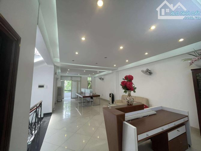 BIỆT THỰ NAM LONG Q7 TRẦN TRỌNG CUNG 192M2 - 3