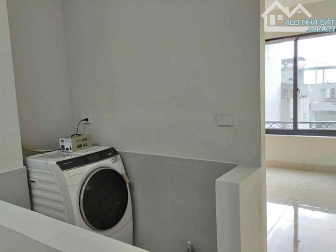 BÁN NHÀ DO NHA - NAM TỪ LIÊM - TẶNG TOÀN BỘ NỘI THẤT XỊN - 40M X 4 TẦNG - GIÁ 5 TỶ 98 - 3