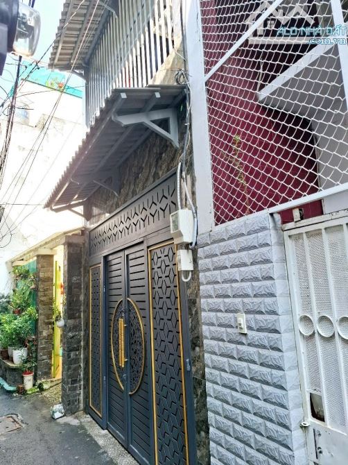 Gấp bán nhà 1385/...Phan Văn Trị, phường 8, Gò Vấp, 50m2, 2 tầng, giá nhỉnh 4 tỷ - 3