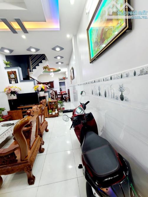 hẻm xe hơi ,4 tầng ,60m2 ,âu dương lân ,quận 8, nhỉnh 9,x tỷ - 4