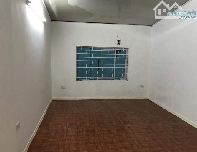 BÁN ĐẤT TẶNG NHÀ– XUÂN ĐỈNH- Ô TÔ ĐỖ CỔNG – 50M RA Ô TÔ TRÁNH, THÔNG TỨ TUNG. - 4