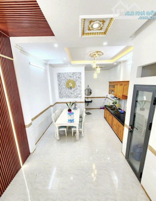 Kinh Doanh gỗ thất bại, Chị gái bán căn nhà 100m2 Tâm huyết mới hoàn thiện ngay Đồng Khởi - 4