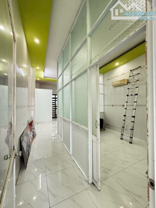 Cho Thuê Nhà Trệt Lầu Sân thượng đường số 3 KDC Hồng Phát - Cách Nguyễn Văn Cừ 25m - 4