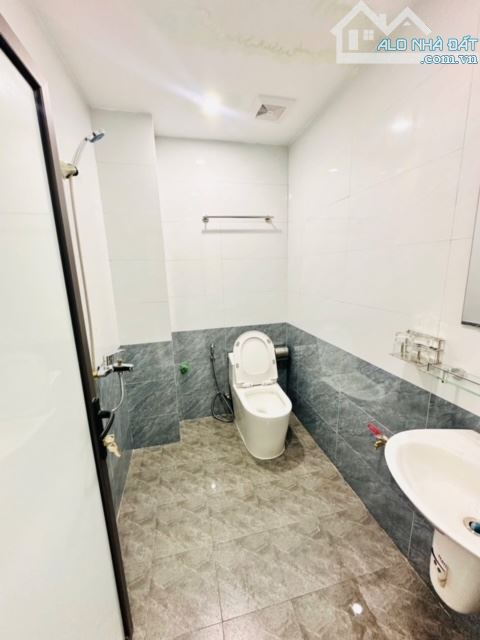 NHÀ MỚI NGÕ 95, PHẠM VĂN ĐÔNG, XUÂN ĐỈNH, BẮC TỪ LIÊM:31M X5T, MT 3,6M, GIÁ 7,2 TỶ. - 4