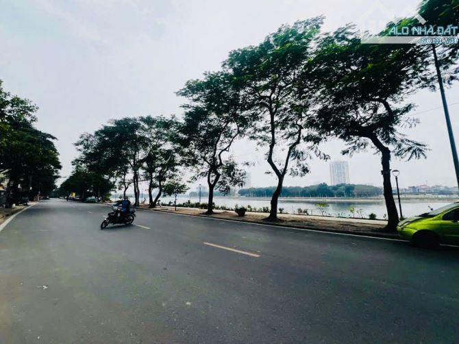 Nhà 6 tầng thang máy mới đét tại khu Đền Lừ, Hoàng Mai 54m2,ô tô vào nhà giá chỉ hơn 18 - 4