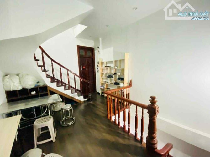 BÁN NHÀ DƯƠNG KHUÊ CẦU GIẤY 40m 6 TẦNG MT 4m VỈA HÈ KINH DOANH CHỈ 19 TỶ - 4