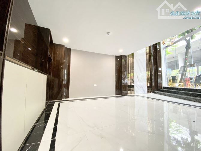 🏙️PHẠM VĂN ĐỒNG – MẶT PHỐ VIP – VỈA HÈ 8M – TOÀ NHÀ 9 TẦNG – VIEW KÍNH ĐẲNG CẤP 🌟 - 4