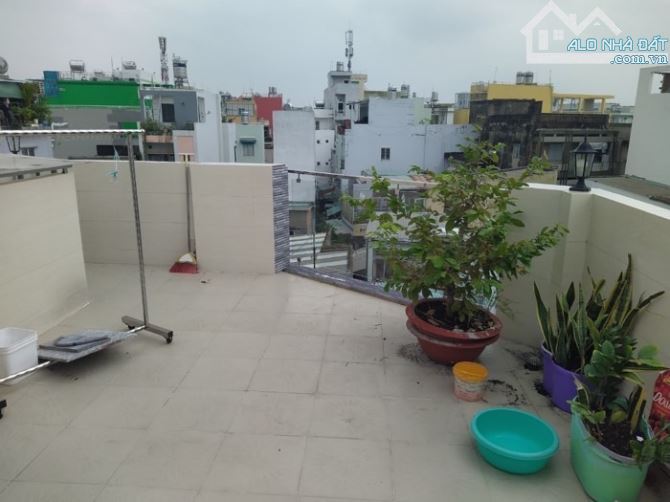 Tùng Thiện Vương, nhà đẹp thiết kế hiện dại, 35m2, 3 tầng rất kiên cố BTCT nở hậu, SHR - 4
