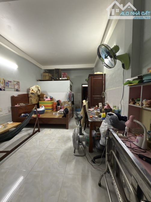 🏠Tên Lửa , An Lạc A ,Bình Tân  DT 4 x 16, 2 tầng. Giá 5 tỷ BL.  Mô tả:+  Hẻm trước nhà 8m - 4