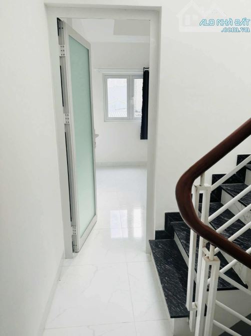 SÁT Q.1 - GẦN HXH - NGAY CHỢ THỊ NGHÈ - NGUYỄN CỬU VÂN - NHÀ 4 TẦNG - 38M2 - CHỈ 6.3T TL - 4
