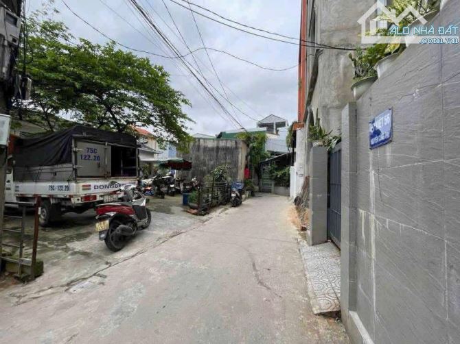 LÔ GÓC KIỆT 56 NGUYỄN CÔNG TRỨ - CẠNH PHỐ TÂY - P PHÚ HỘI - TP HUẾ - - 4