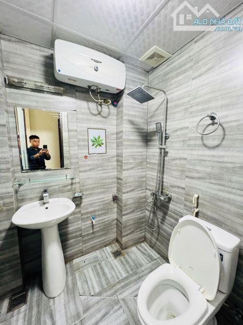 BÁN NHÀ MỄ TRÌ NAM TỪ LIÊM 30m 7.15TỶ 5 TẦNG MT 3m. NGÕ THÔNG RỘNG. NHÀ ĐẸP Ở NGAY. - 4