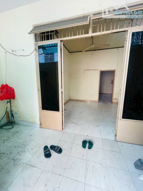 🔥Ô TÔ NGỦ TRONG NHÀ🔥- BÁN ĐẤT TẶNG NHÀ - 2 TẦNG 💥60M2💥 - NGANG 5.5M - 8.x TỶ - 4