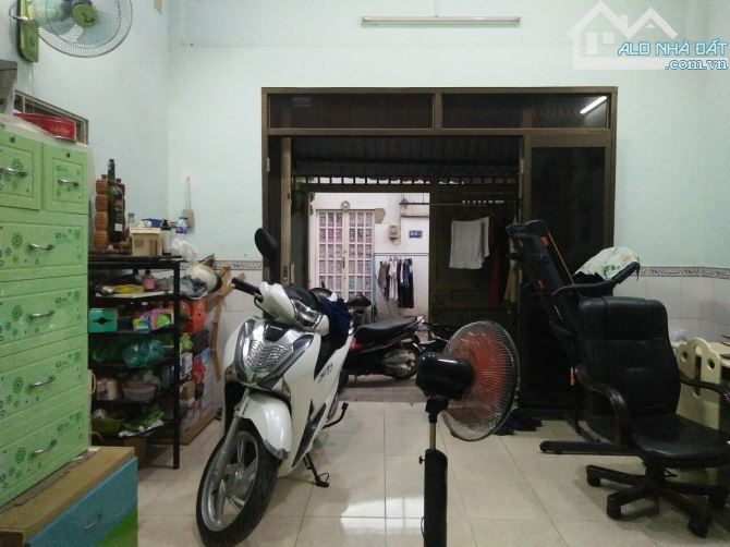 Bán nhà 2 tầng hẻm đường Nguyễn Thái học phường 5 quận gò vấp - 4