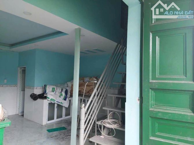 Bán nhà Dĩ An 200m2,đường nhựa 3 ô tô,Sổ Hồng Riêng,giá cực rẻ - 4