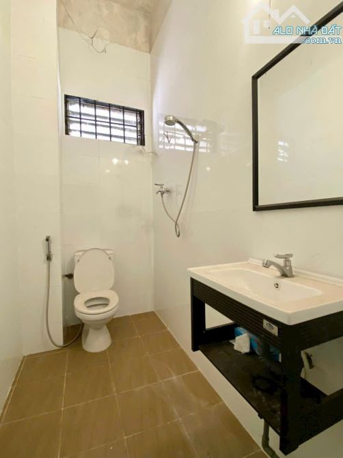 Bán nhà 3 lầu mặt tiền Cách Mạng Tháng 8, gần nhà thiếu Nhi, Biên Hòa, 66m2, giá 11 tỷ 500 - 5