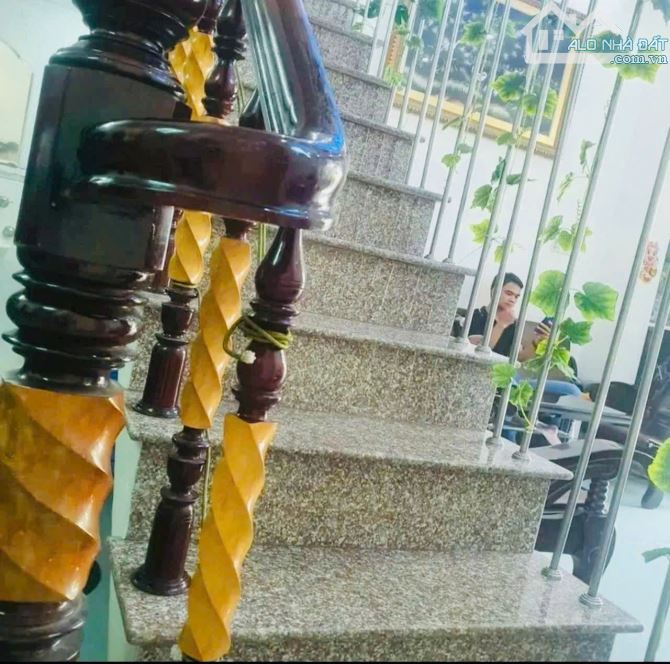 MẶT TIỀN ĐƯỜNG SỐ TRỤC LỚN 2 XE TẢI  NÉ THOẢI MÁI - VỊ TRÍ HIẾM KHU SANG XỊN  MỊN NGAY VÒN - 5
