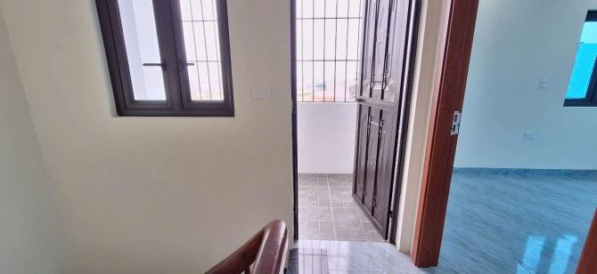 Chính chủ bán nhà mới hoàn thiện, TK hiện đại, 30m2 x 5 tầng, căn góc, tại Kim Chung - 5