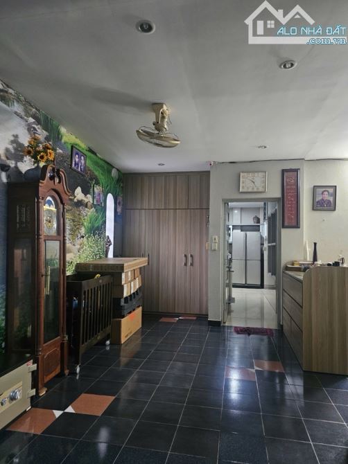 MẶT TIỀN KINH DOANH SẦM UẤT - 1 ĐỜI CHỦ MUA ĐẤT XÂY DỰNG - 5 TẦNG BTCT  - 2 MẶT TIỀN CỰC T - 5