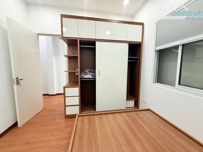 BÁN NHÀ MỄ TRÌ NAM TỪ LIÊM 41m 8.4TỶ 5 TẦNG MT 4,5m. NGÕ THÔNG RỘNG. NHÀ ĐẸP Ở NGAY. - 5