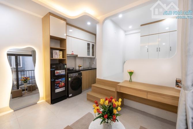 TOÀ CCMN MỚI CẦU GIẤY 70M2 - 7 TẦNG- MT 15M- NGÕ OTO TRÁNH- DÒNG TIỀN 90TR/TH- GIÁ 23,8 TỶ - 5