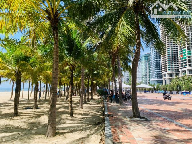 TÔI CHÍNH CHỦ BÁN LÔ GÓC TRẦN ĐỨC THÔNG 256M2 GIÁ 39,5 TỶ- ĐƯỢC XÂY CAO 10 TẦNG. GỌI HƯƠNG - 5