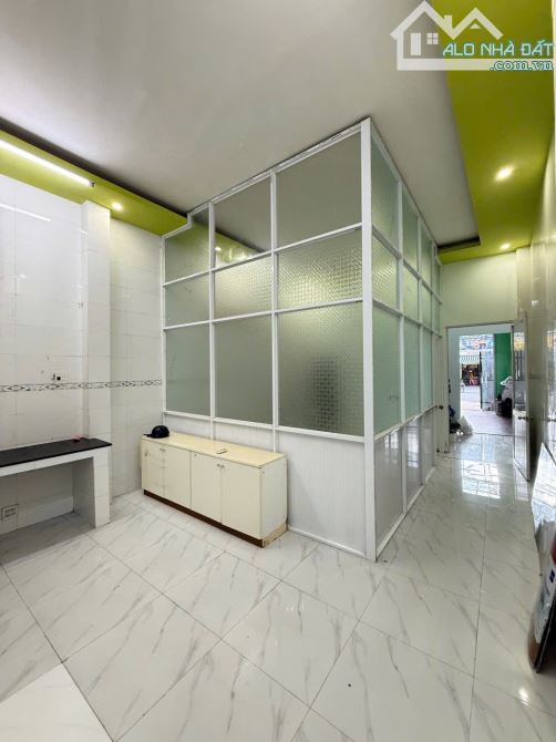 Cho Thuê Nhà Trệt Lầu Sân thượng đường số 3 KDC Hồng Phát - Cách Nguyễn Văn Cừ 25m - 6