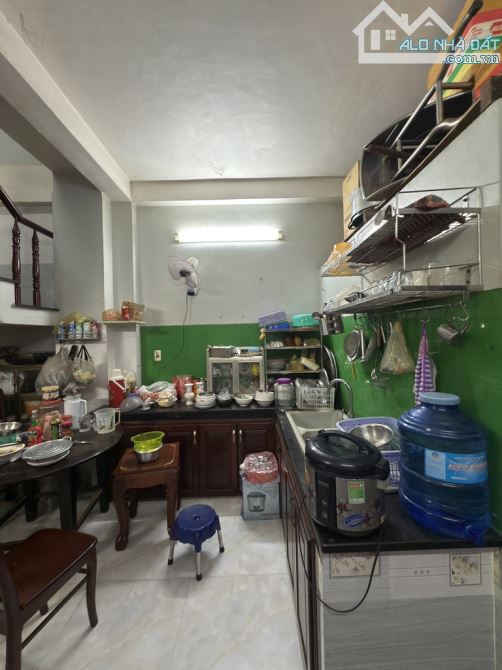 🏠Tên Lửa , An Lạc A ,Bình Tân  DT 4 x 16, 2 tầng. Giá 5 tỷ BL.  Mô tả:+  Hẻm trước nhà 8m - 6