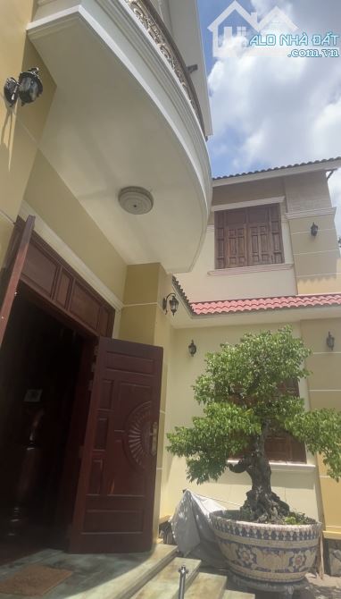 Biệt thự 555m² ốp full gỗ quý hiếm, 3 tầng, Võ Thị Sáu, kề Go, chỉ 22,5 tỷ - 6