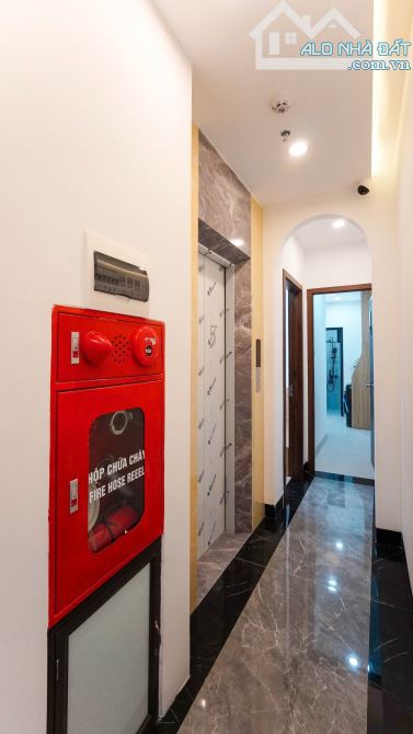 CẦU GIẤY TOÀ CCMN MỚI 7 TẦNG- 70M2 - MT 15M- NGÕ OTO TRÁNH- DÒNG TIỀN 90TR/TH- GIÁ 23,9 TỶ - 6