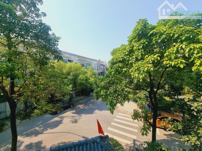 Bán biệt thự Foresa Villa Xuân Phương, 135m2, 4 tầng, lô góc, view đẹp, giá rẻ 28 tỷ. - 6