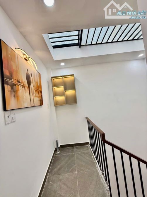 Bán Nhà Quận Bình Thạnh - Hàng hiếm hẻm xe hơi 6m khu trung tâm sát Quận 1 - 9