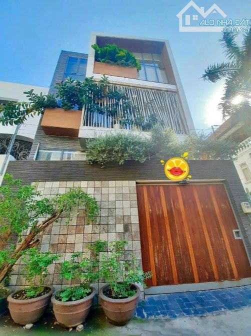 Bán Nhà Hxh Nguyễn Đình chiểu,P6 Q3:10x14.5_3 Tầng_Gía 35 tỷ Tl_Đỗ Nhung