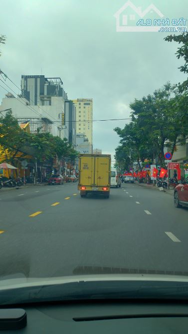 ĐẤT 2 MẶT TIỀN CÒN SÓT SÁT CÔNG VIÊN HỒ NGHINH.
