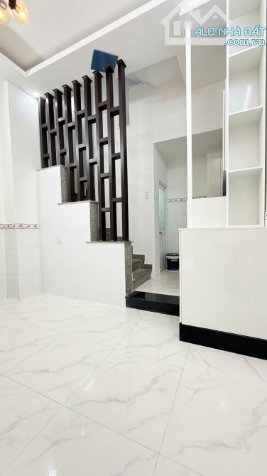 BÁN NHÀ RIÊNG - ĐHT 23 - 25M2 - 3 TẦNG - 3PN - 1,95 TỶ - QUẬN 12