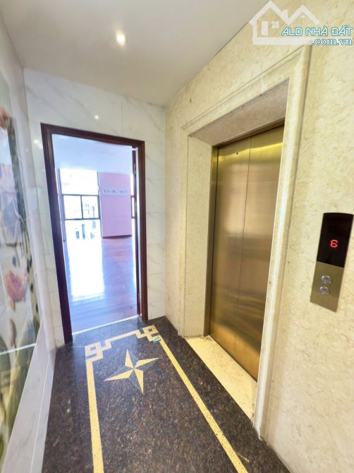 BÁN TÒA NHÀ PHỐ THỊNH QUANG - ĐỐNG ĐA 97m 9 TẦNG MẶT TIỀN 5.5m GIÁ 40 TỶ