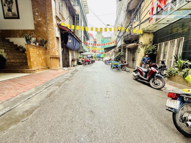MẶT PHỐ ĐỐNG MÁC 85m2 , VỊ TRÍ VÀNG, XÂY TÒA NHÀ 12 TẦNG, GIÁ 36.8 tỷ