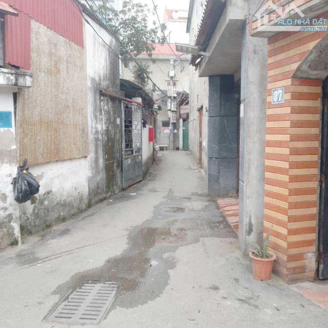Đống đa Trường Chinh trc nhà thoáng sáng bà gác đỗ cửa 5 tầng 50m chỉ 7.7 tỷ