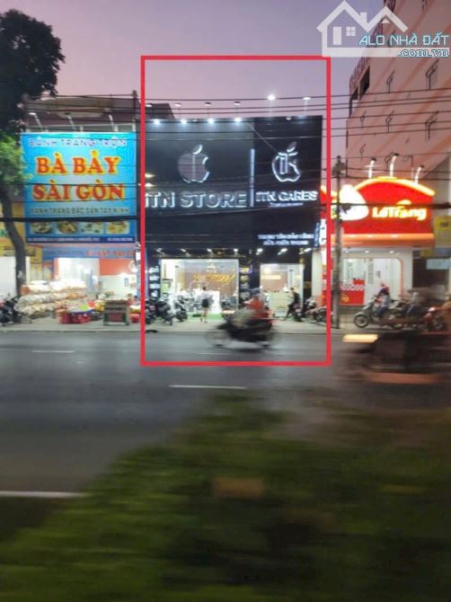 BÁN NHÀ MẶT TIỀN ĐƯỜNG 3/2, CẦN THƠ