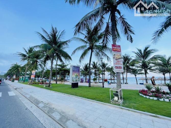 Cần bán Góc 2 MT đường Đông Kinh Nghĩa Thục. DT 127m2, khu phố ng Hàn