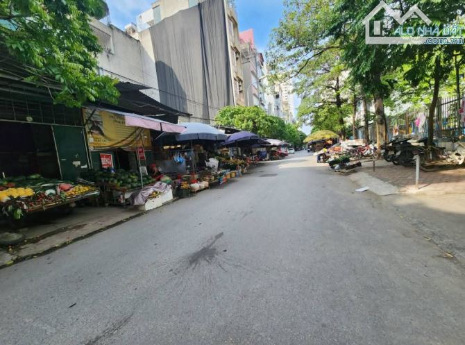 Ngô thì nhậm 51m, 4 tầng, ô tô tránh, kinh doanh giá 11 tỷ