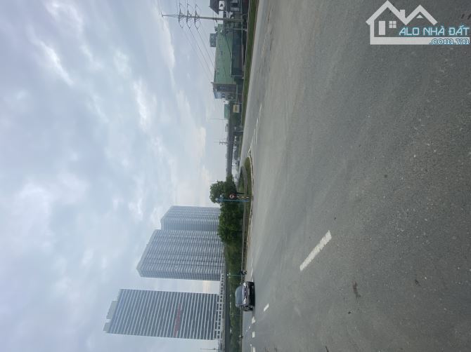 LỄ PHÁP, CẦU NHẬT TÂN cách 1km, 63m2 Ô TÔ 29 CHỖ VÀO TẬN NƠI khoảng 6 tỷ