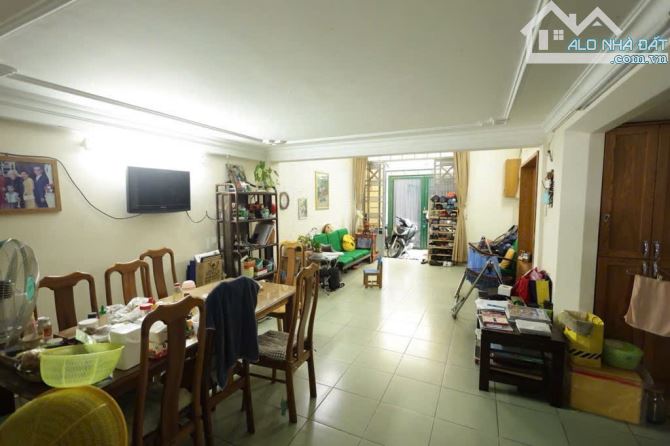VIP Trương Định - Phường 6 - Q3 - Kề Q1 - Nhà 5T - DT 70m2(MT 4m)