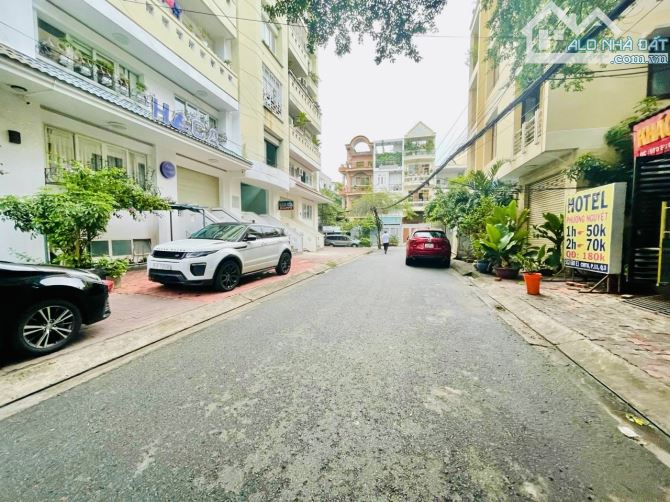 BÁN NHÀ KHU VIP 590 CÁCH MẠNG THÁNG 8 DT:5x17 NGAY CV LÊ THỊ RIÊNG CHỈ 24tỷ