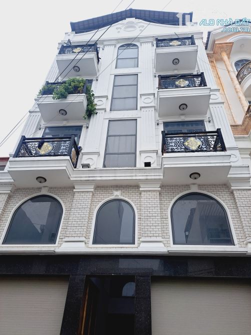 💥🏠🚘 SIÊU PHẨM BÌNH TÂN, HẼM 8M, CHDV 160M2, 6TẦNG, NGANG 8M, DÒNG TIỀN 80TR, NHỈNH 17TỶ
