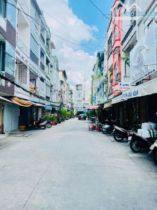 VIP NHẤT 20 THƯỚC - LÔ NHÌ HOÀNG DIỆU VỊ TRÍ ĐẸP KINH DOANH BUÔN BÁN TỐT ĐƯỜNG 10 MÉT XE T